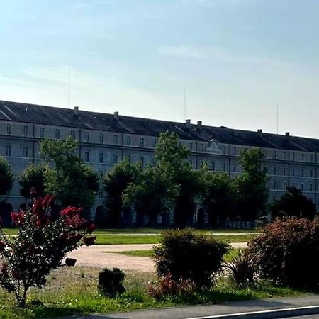 Pau Centre Vue Sur Les Pyrenees Pour 2 Nuits Au Minimum Apartment Ngoại thất bức ảnh